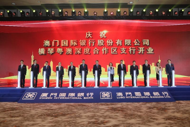 澳门挂牌之全篇100解挂,精选解释解析落实