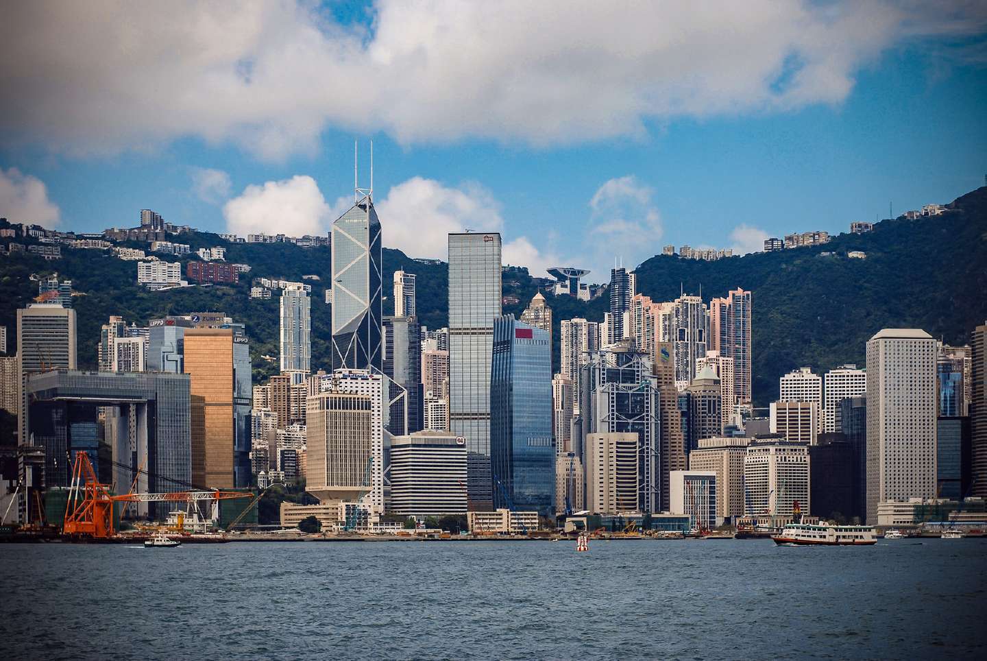 2025年香港正版免费大全,全面释义解释落实