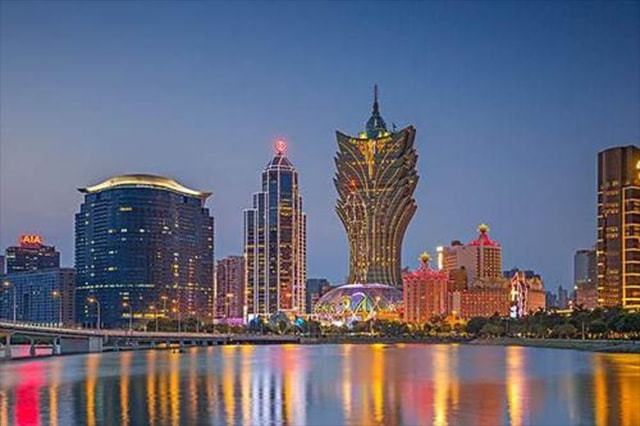 2025澳门今晚开特,澳门今晚开特，探寻未来的繁荣与魅力