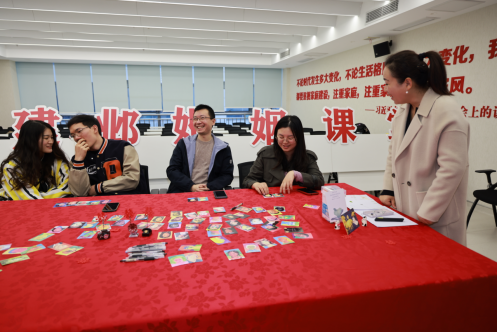白小姐三肖三码三肖,白小姐三肖三码的秘密，探寻幸运之门的奥秘