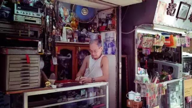 香港正版免费大全资料,香港正版免费大全资料，探索与解析