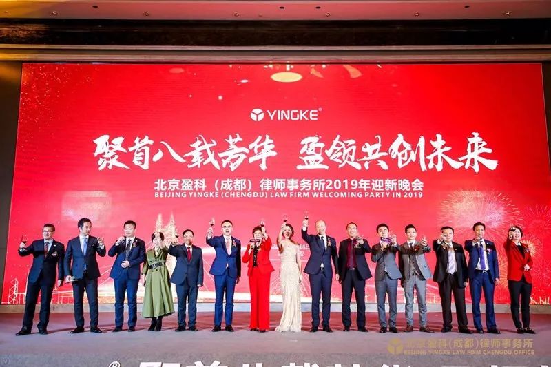 一码一肖一特一中2025,一码一肖一特一中与未来的展望（2025）