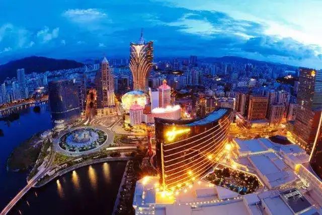 香港开奖 澳门开奖,香港与澳门彩票开奖，文化、经济与社会现象的观察