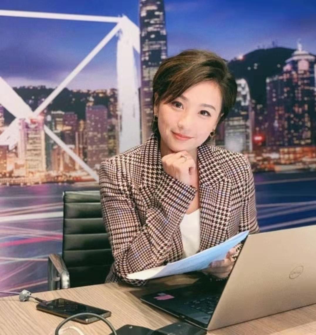 2025年香港正版资料免费大全,探索未来香港资讯宝库，2025年香港正版资料免费大全