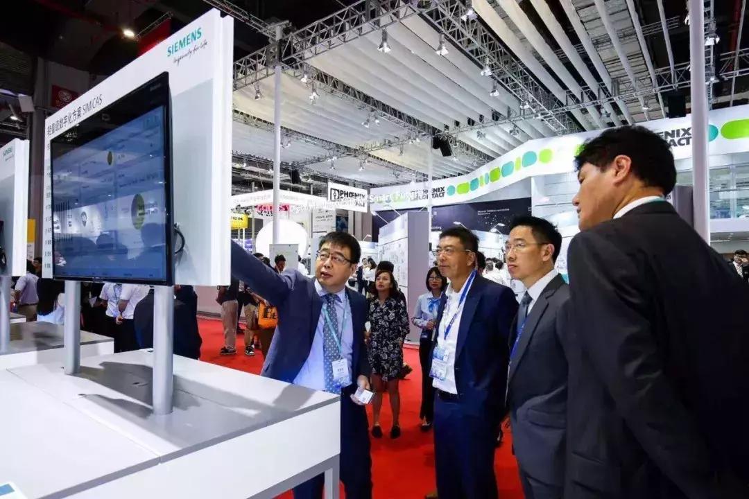 2025正版资料免费公开,迈向公开透明的未来，2025正版资料的免费公开