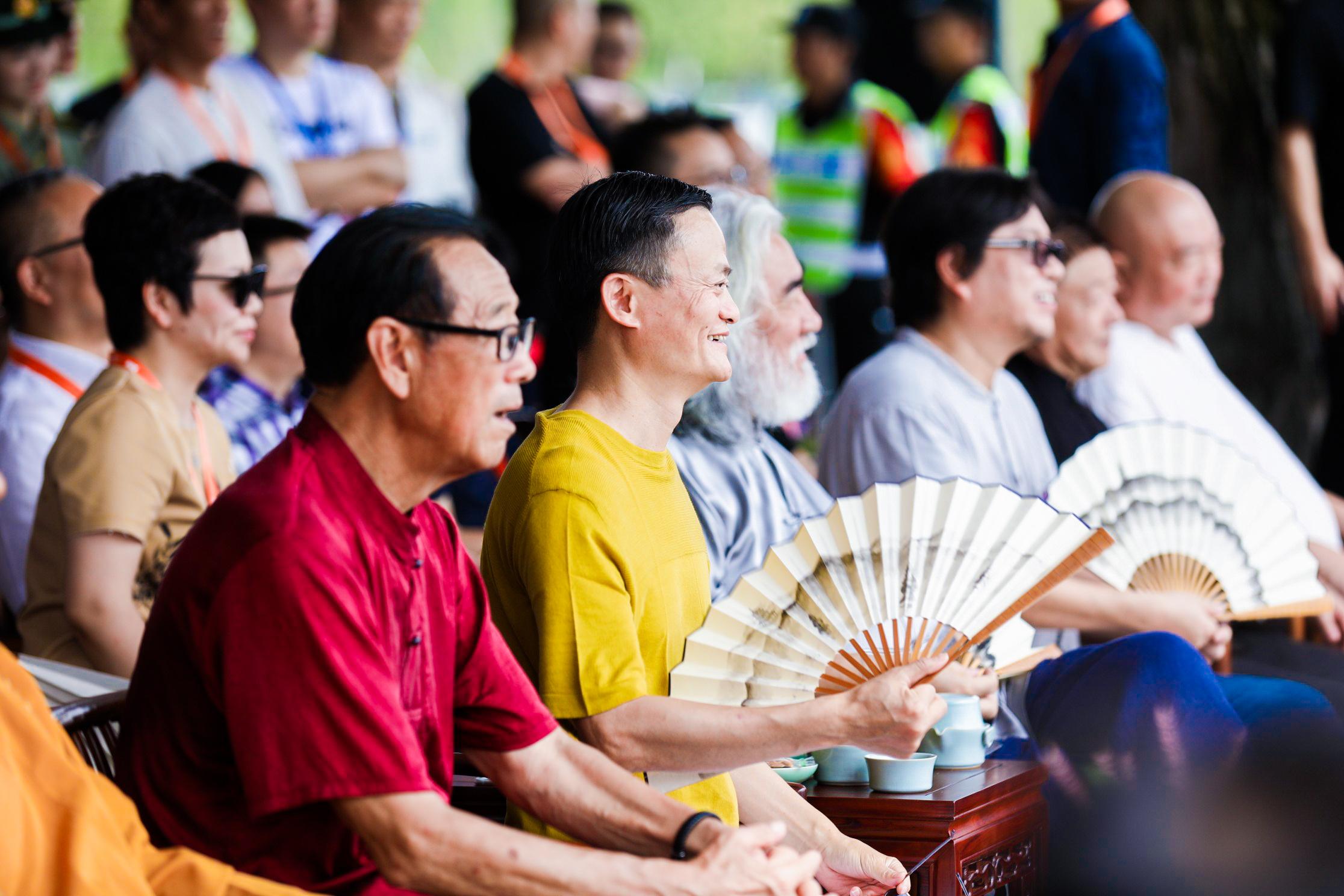 王中王论坛免费资料2025,王中王论坛免费资料2025，探索与启示